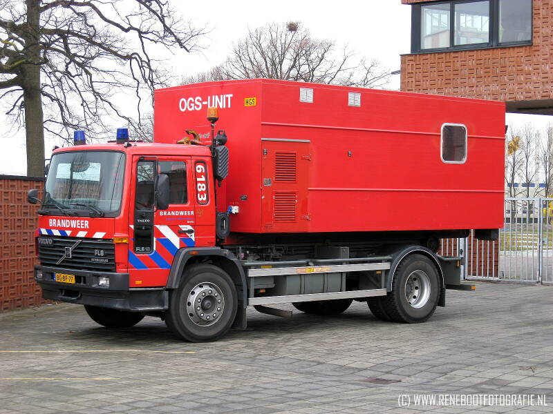 6183-BREDA-20-7181-WAALWIJK-VOLVO-FL619-LEEBUR-HA-1998-KOPIE.jpg