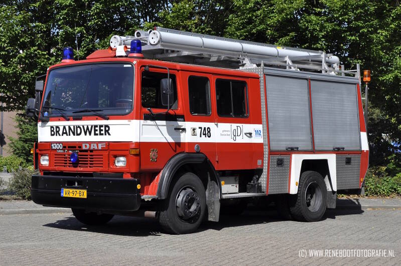 748-DOETINCHEM-DAF-FF1300-DOESCHOT-ROSENBAUER-1992-2009-KOPIE.jpg