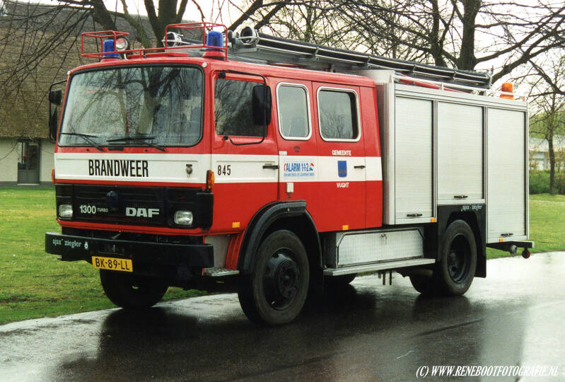 845-VUGHT-DAF-FF1300-AJAX-ZIEGLER-1984-2001-KOPIE.jpg
