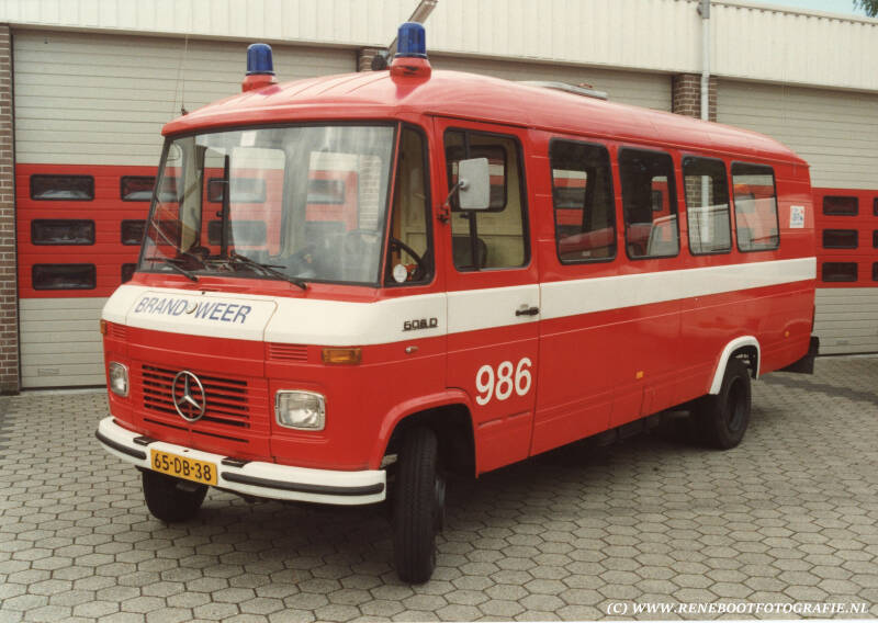 986-ex-bb-rijswijk-mercedes-benz-l608d-1975-1988-2001-db30-kopie-standard.jpg