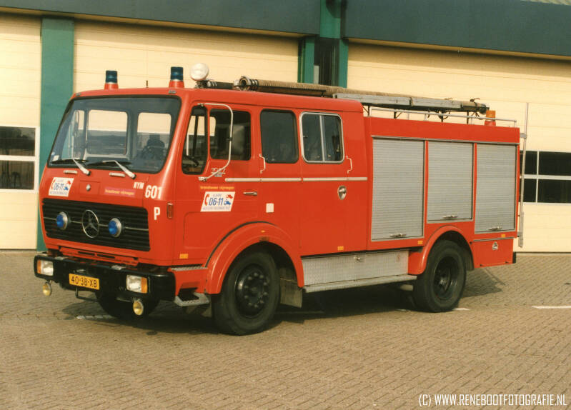 AS4-601-NIJMEGEN-MERCEDES-BENZ-1017-KRONENBURG-1977-1991-AS9-KOPIE.jpg