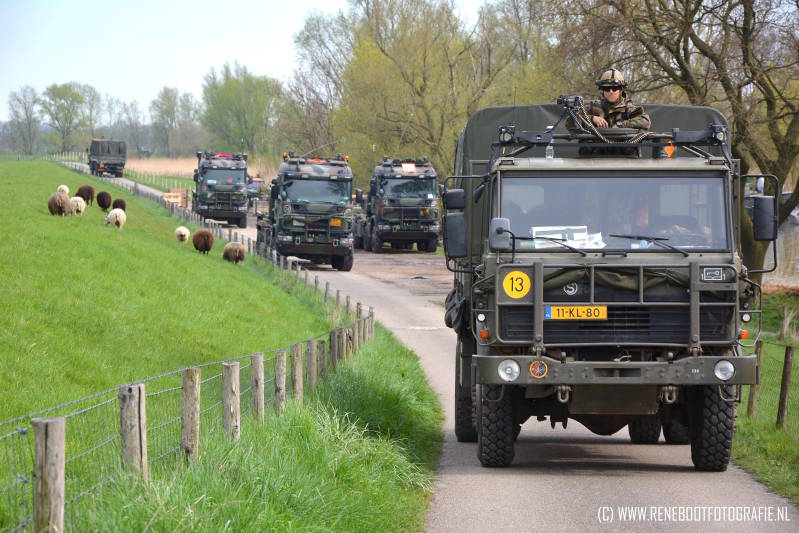 DAF-SCANIA-WLS-TIJDENS-VERPLAATSINGSOEFENING-KOPIE.jpg