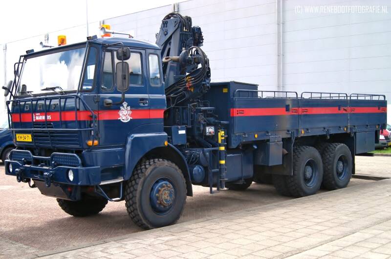 DAF-YAZ-2300-KORPS-MARINIERS-BLAUW-KOPIE.jpg