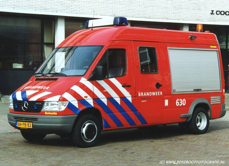 DELFT-630-MERCEDES-BENZ-412-SPRINTER-SCHMITZ-ONE-SEVEN-2000-2015-KOPIE.jpg