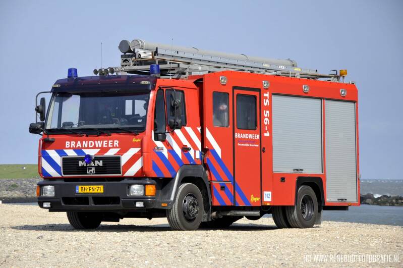 TS-56-1-EX-ROTTERDAM-GEZAMENLIJKE-BRANDWEER-ROTTERDAM-MAN-M2000-CITY-ZIEGLER-1998-2013-KOPIE.jpg