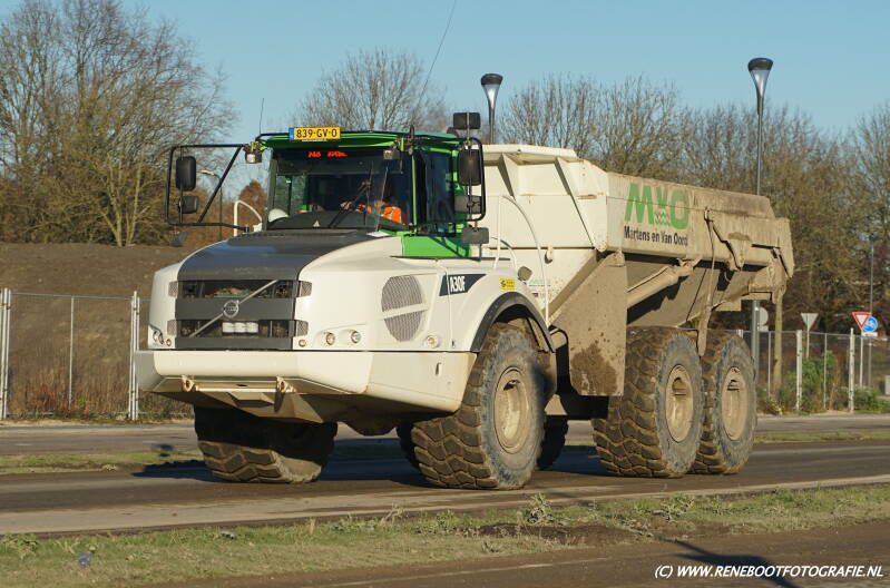 VOLVO-A30F-FIRMA-MARTENS-EN-VAN-OORD-BOUWJAAR-2011-KOPIEJPG.jpg