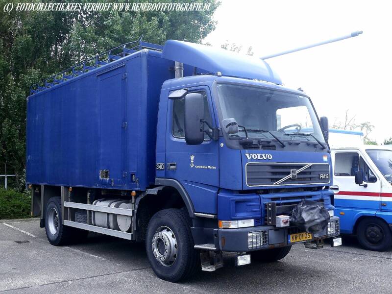 VOLVO-FM12-340-4X4-KONINKLIJKE-MARINE-KOPIE.jpg