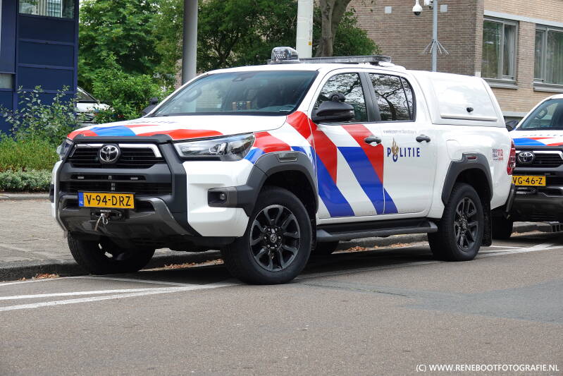 toyota-hilux-eenheid-den-haag-tenaamstelling-08-2024-bureau-loosduinen-kopie-standard.jpg