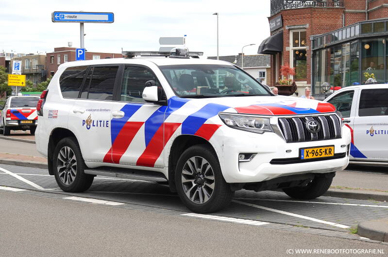 toyota-landcruiser-bureau-nieuwe-parklaan-tenaamstelling-04-2024-kopie-standard.jpg