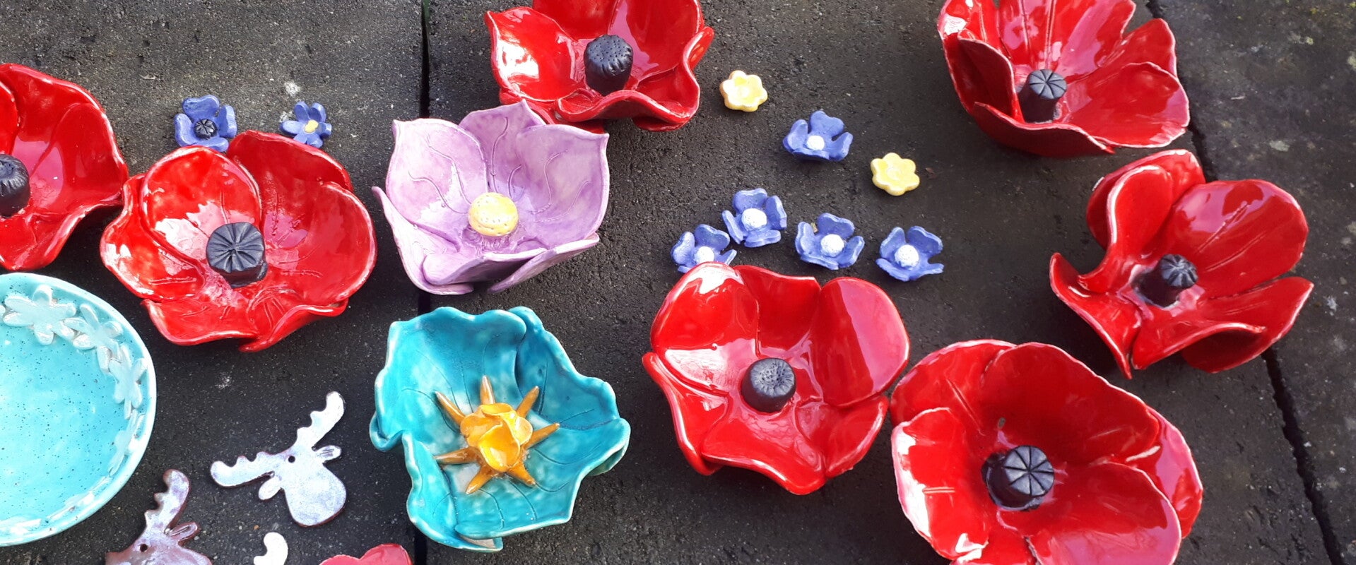 Ontdek de klei, keramiek cursus in Poortugaal vlakbij Rotterdam. Onder deskundige leiding in kleine groepjes.