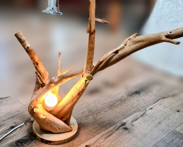 Lampe aus Holz