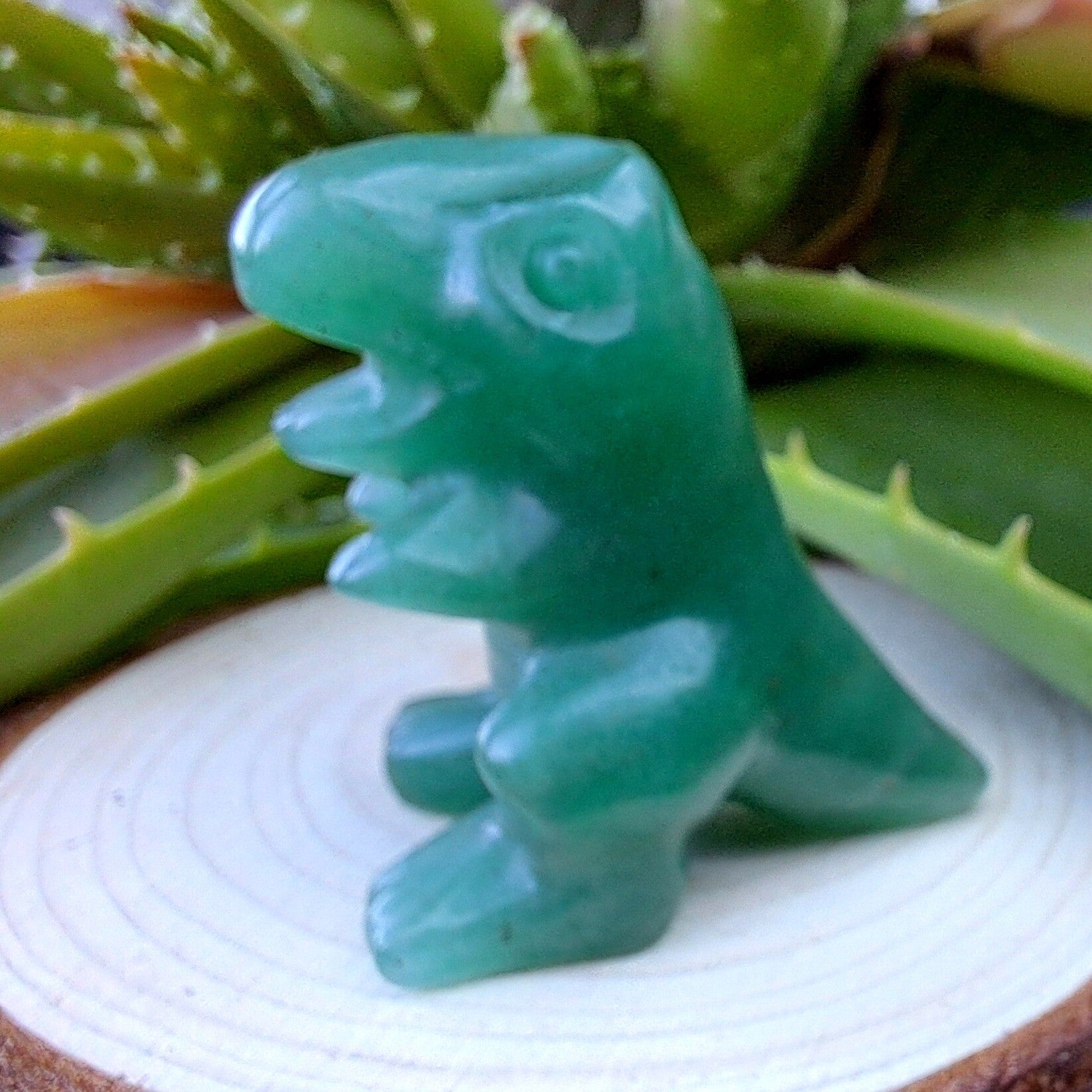 Collectibles - Tyrannosaurus Rex - Groene aventurijn - 4 à 5 cm