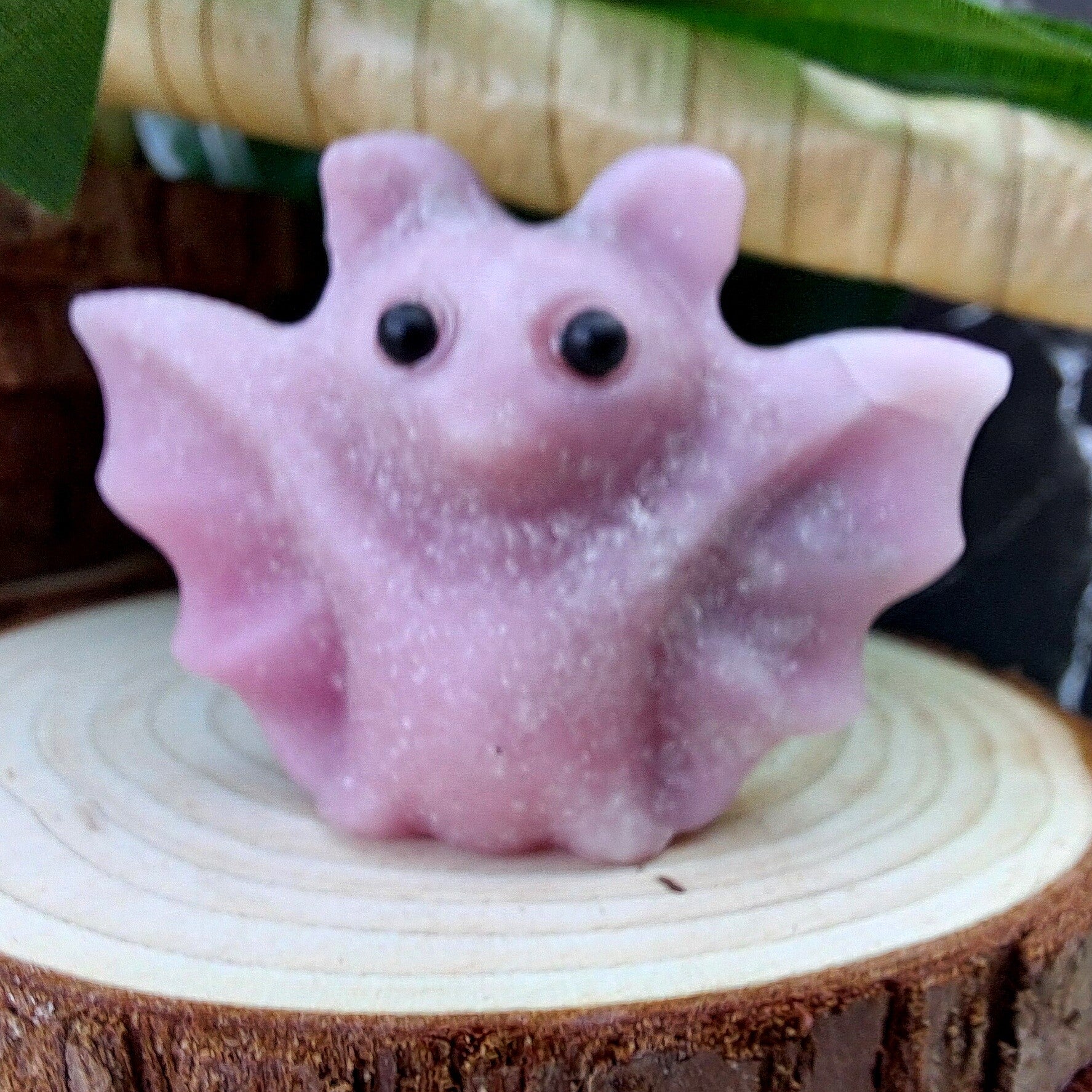 Collectibles - Vleermuis - Roze opaal - +/- 4 cm