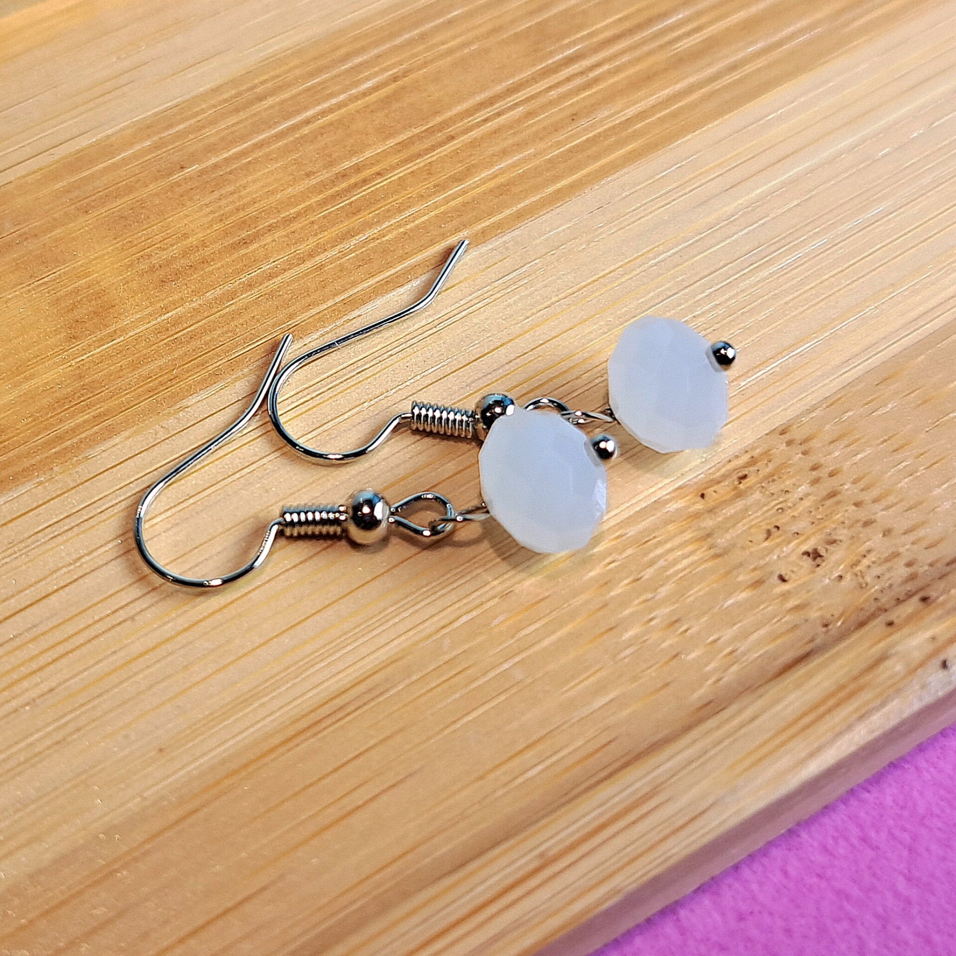 Oorbellen - Jade (wit)