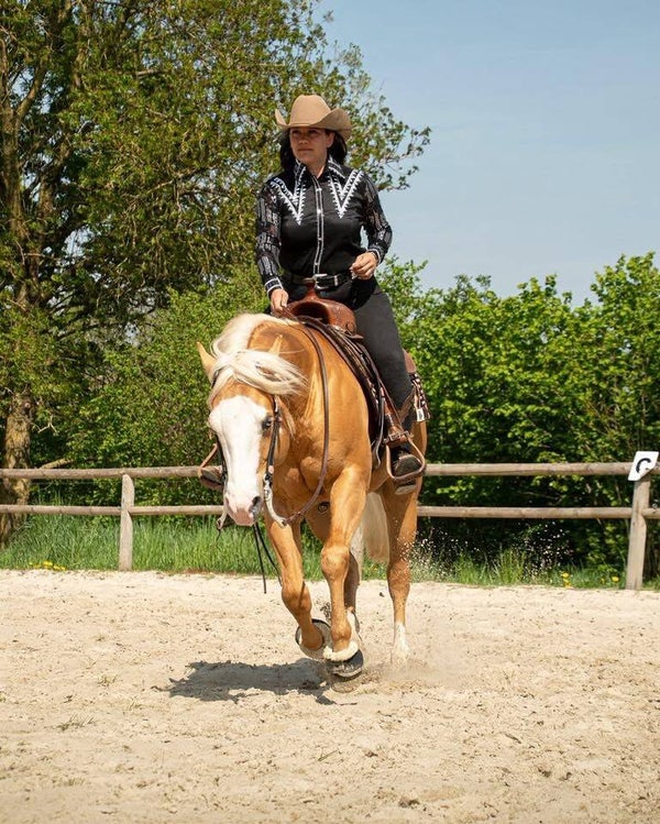 Chemise noir dentelle et strass