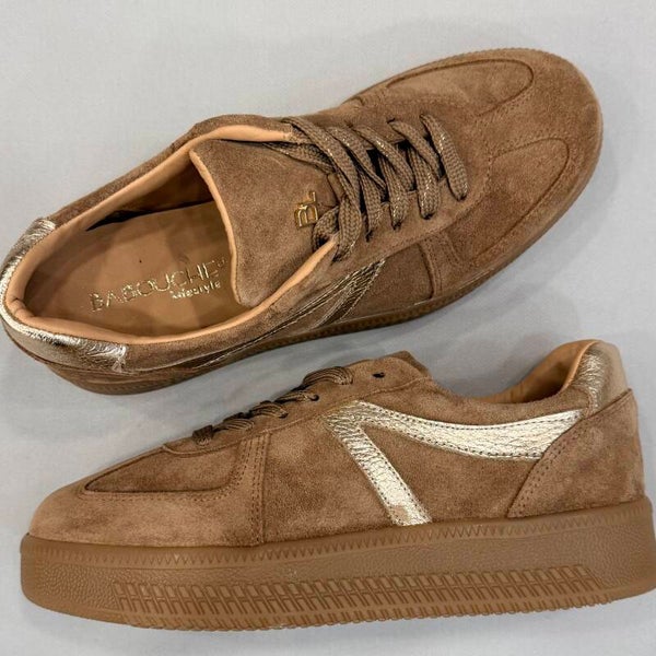 Babouche Liva-48 sneaker leer suede beige met goudkleurig detail