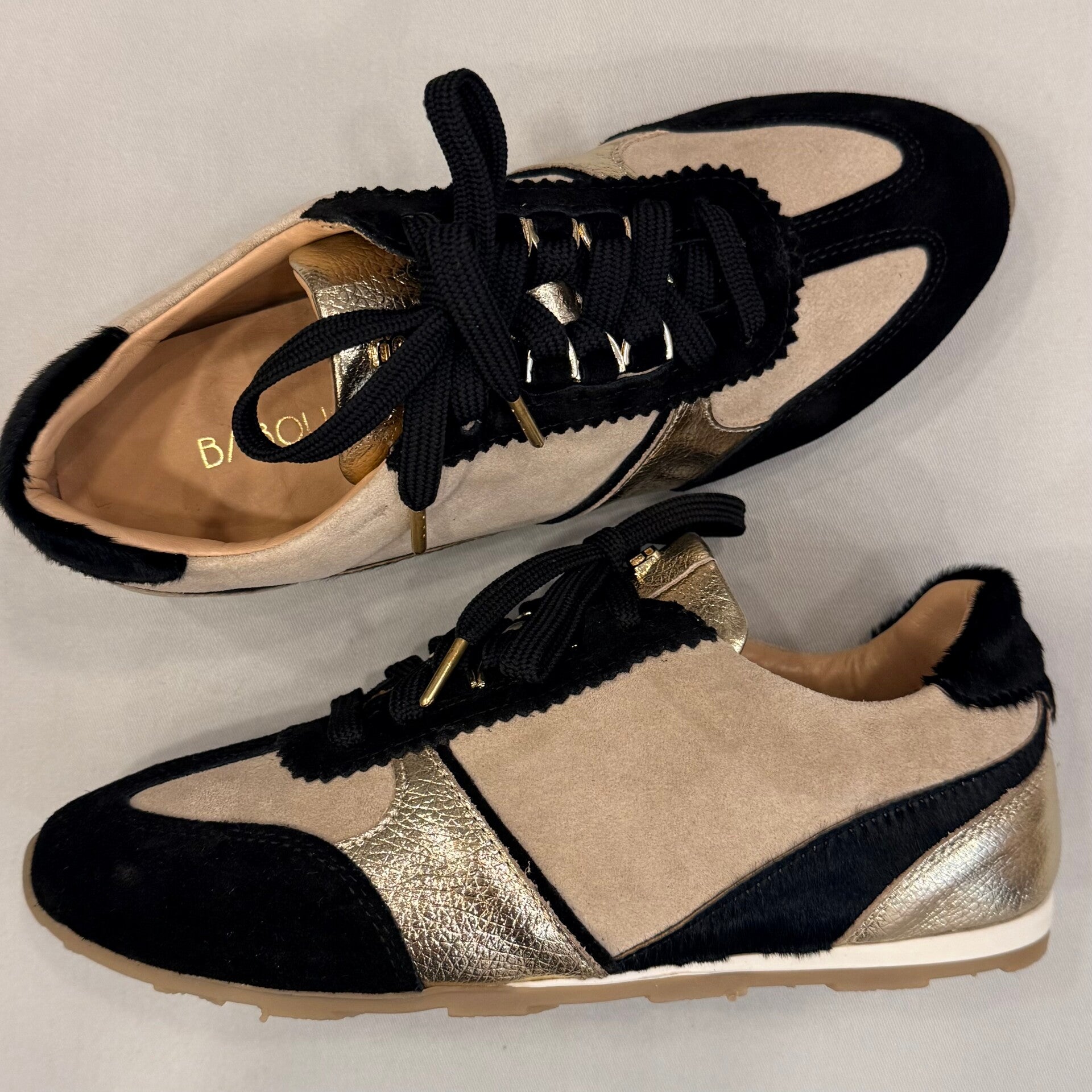 Babouche Saffa-219 sneaker suede leer zwart beige