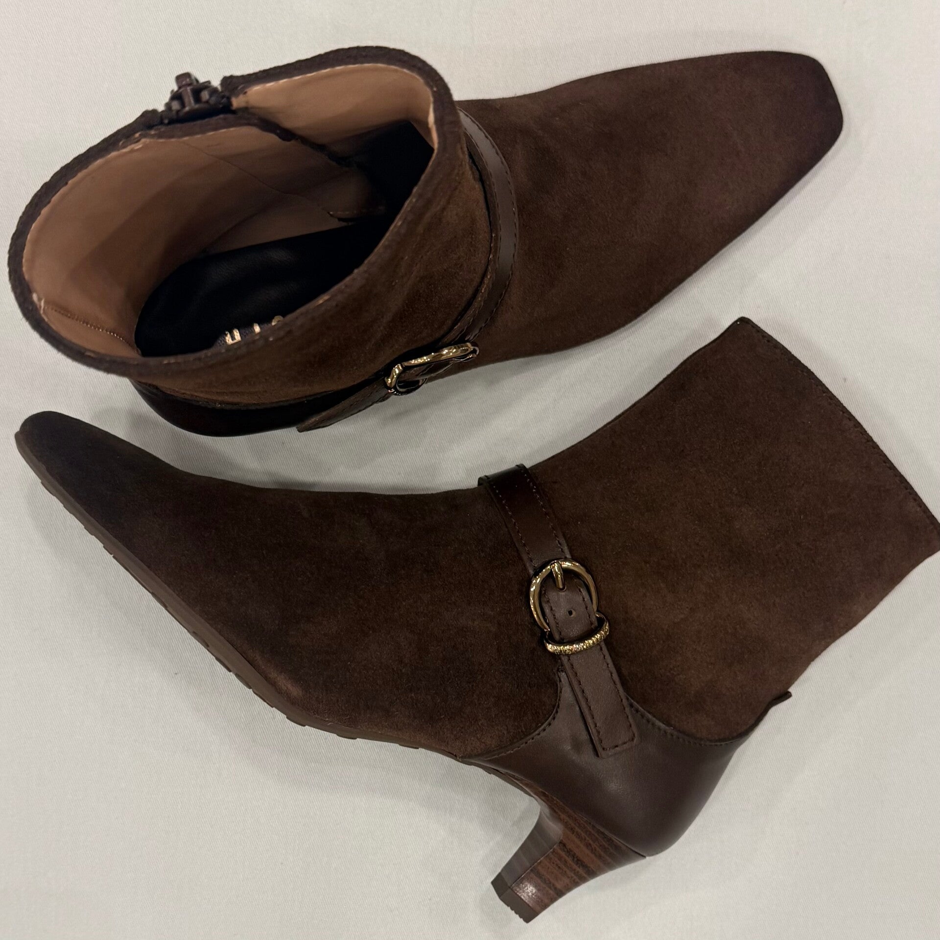 Hispanitas HI265081 Type Viena-126 enkellaarsje suede leer donkerbruin