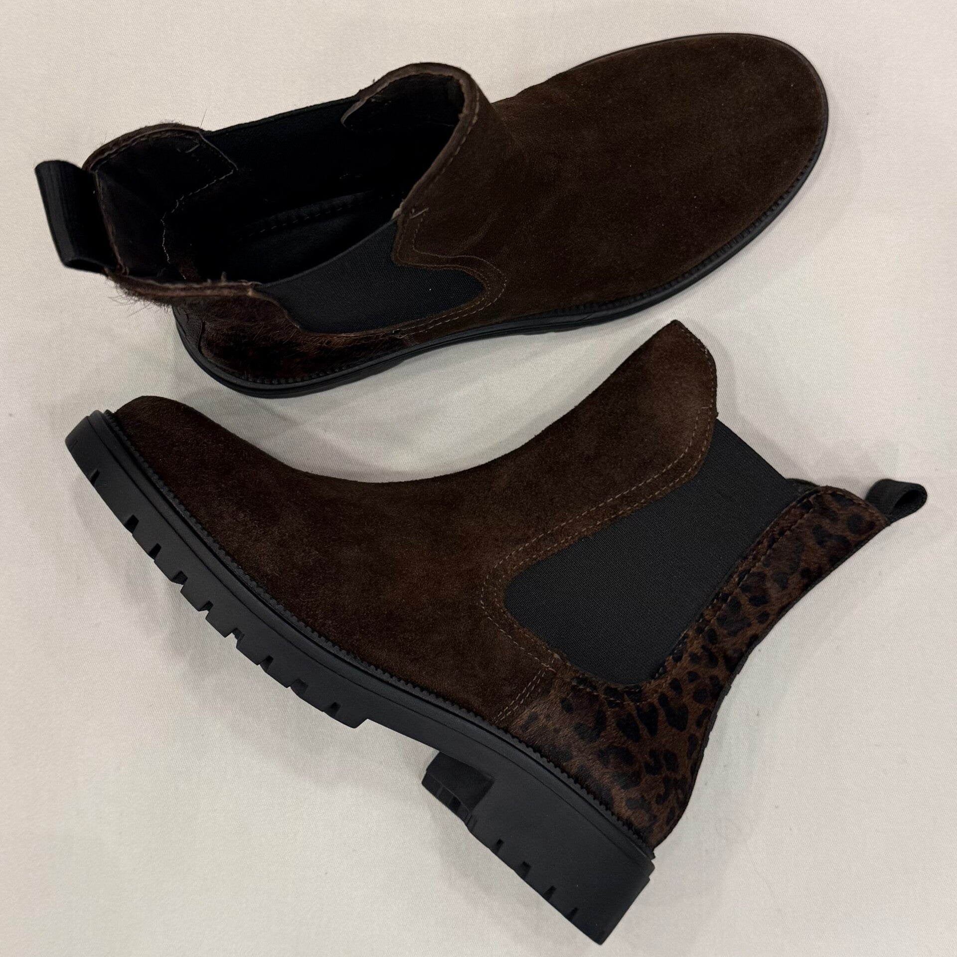 Maruti Tommy enkel laarsje suede donkerbruin met luipaard print achterop