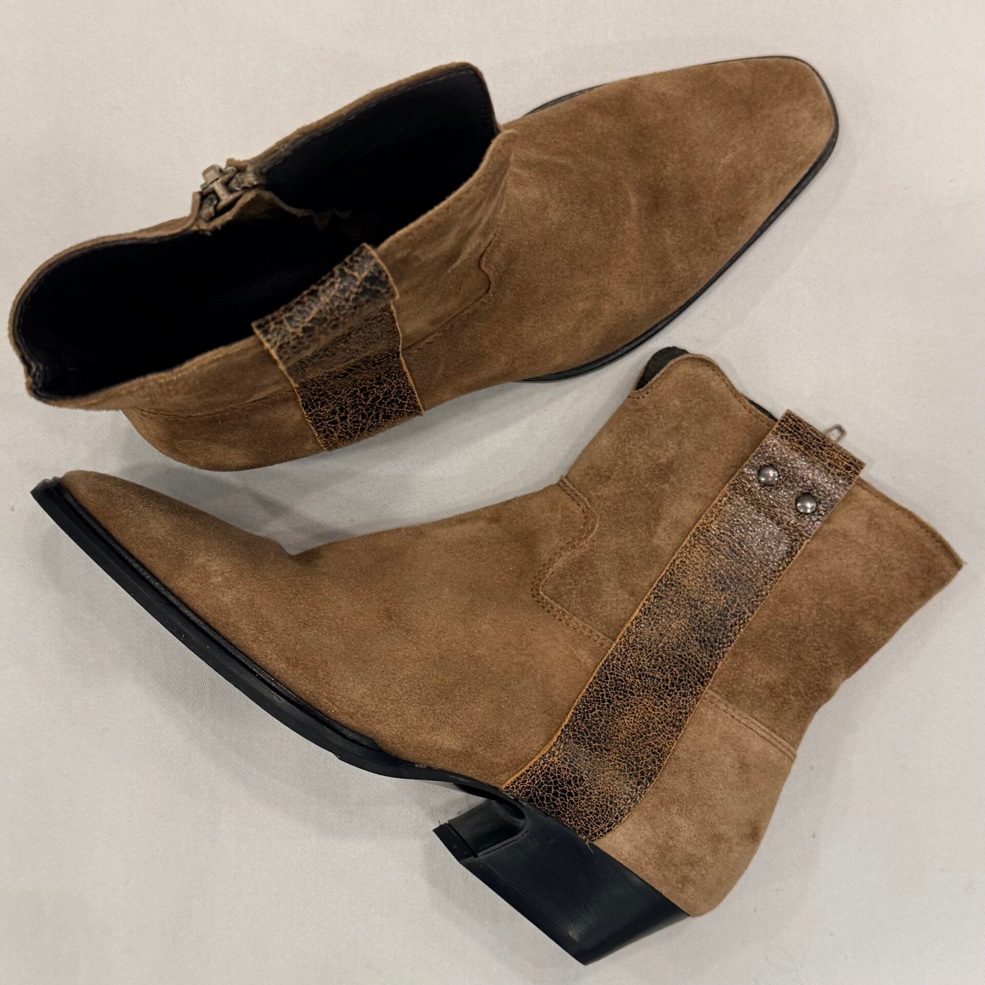 Via Vai 62489-01-1384 Keira Weston enkel laarsje suede camel