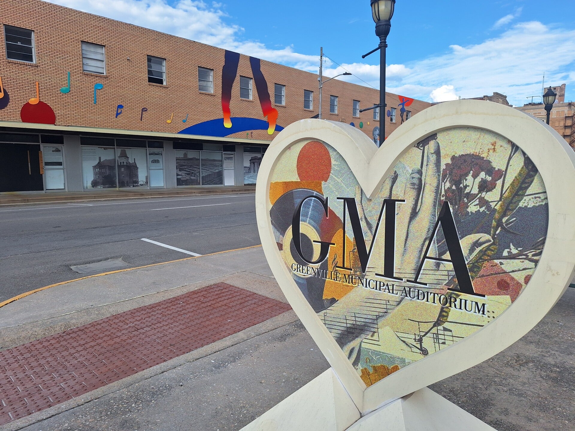 Hearts of Hunt County heart sculpture at the Greenville Municipal Auditorium