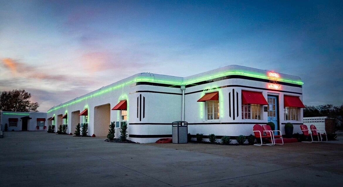 Boots Court Motel at Sunset