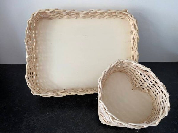 BRAND NEW Beginners Heart Or Tray Basket Workshop - Sat 28th Nov 26 - 10.30am-12.30pm - Artyfacts, Sidemoor, Bromsgrove - £39