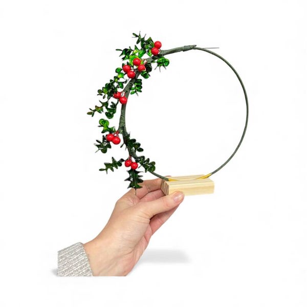Christmas Holly & Mistletoe Resin Decorations Workshop - Sun 29th Nov 26 - Lola’s Loft, Halesowen - £39
