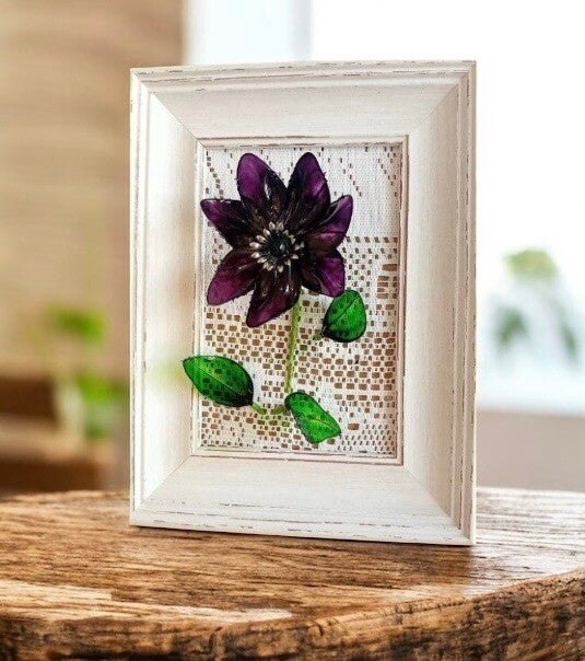 Elegant Framed Resin Anemone Flower Workshop - 21st Feb 26 - 10am-12pm - Sage Coffee House, Shirley - £39