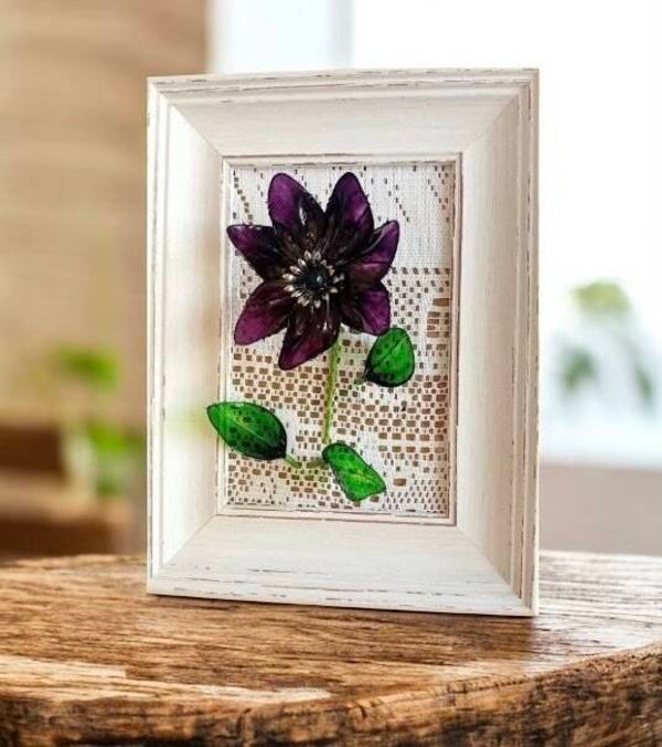 Elegant Framed Resin Anemone Flower Workshop - 21st Feb 26 - 10am-12pm - Sage Coffee House, Shirley - £39