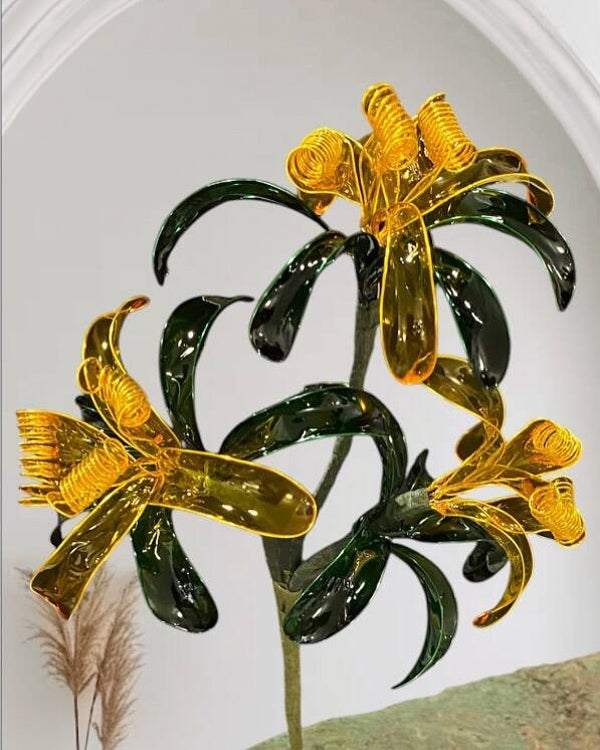 MOTHER'S DAY - Resin Daffodil Flower Workshop - 13th Mar 2026 - 7-9pm - Nelly's Yard, 40-42 High Street, Droitwich, WR9 8ES