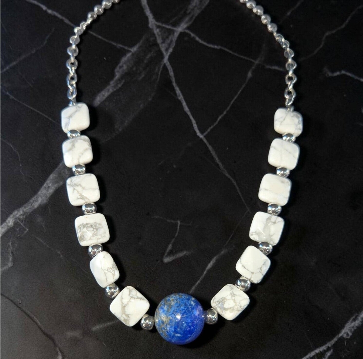 Collier collection  Cosmos