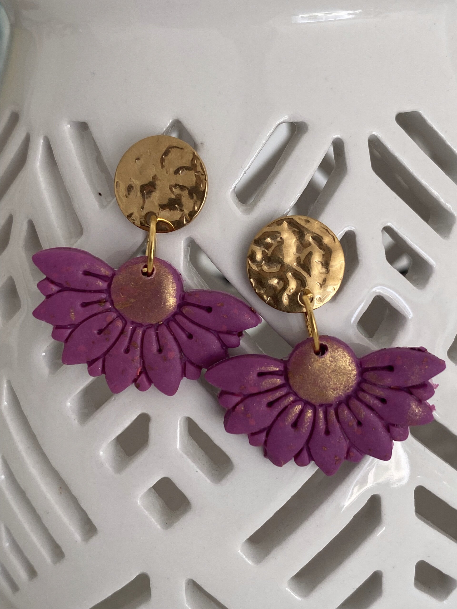 Boucles Fleurs de Lotus violette
