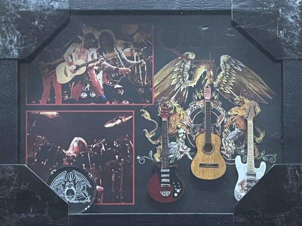 Queen miniatuur gitaar frame 04