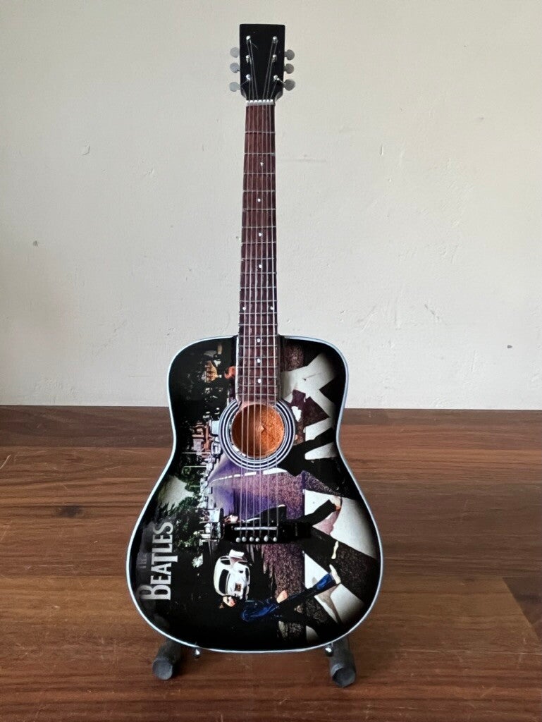 Beatles, The - miniatuur gitaar