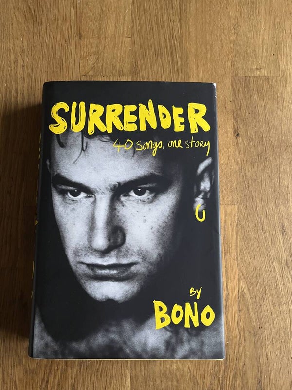 Bono (boek) - Surrender (Bono Autobiography: 40 Songs, One Story) (Engels)