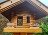 Vogelhaus, massiv aus Lärche, gute Verarbeitung