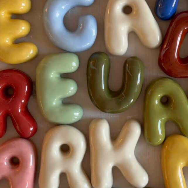 Handopbouw: naam in bubbelletters maken - zondag 7 juni - 10u tot 12.30u