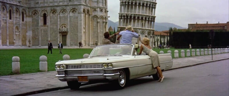 Maréchal à Pise, avec Ursula et Mickey le bègue, Le corniaudd