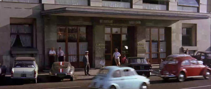 Grand Hotel Vesuivio, Naples, Le corniaud, Bourvil