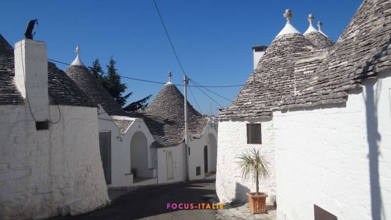Rue d'Alberobello, trulli