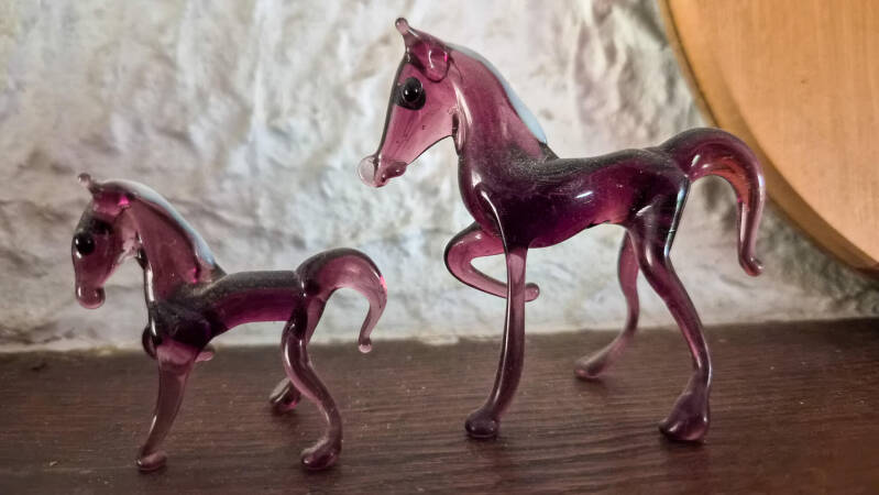 Deux chevaux en verre de Burano en Vénétie