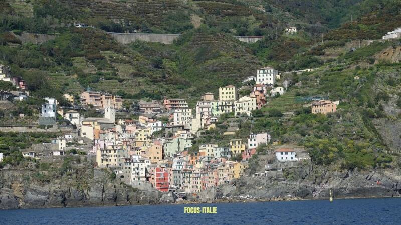 Riomaggiore vu de la mer