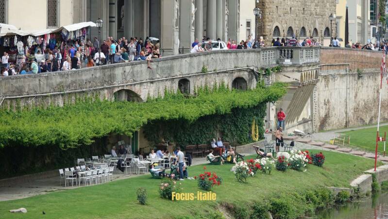 rive de l'arno, florence, à hauteur du ponte vecchio,