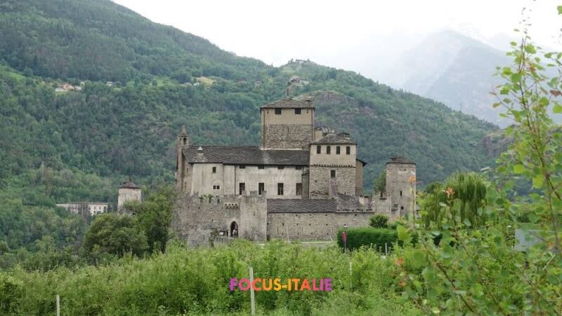 Château de Sarriod de la Tour, vallée d'Aoste