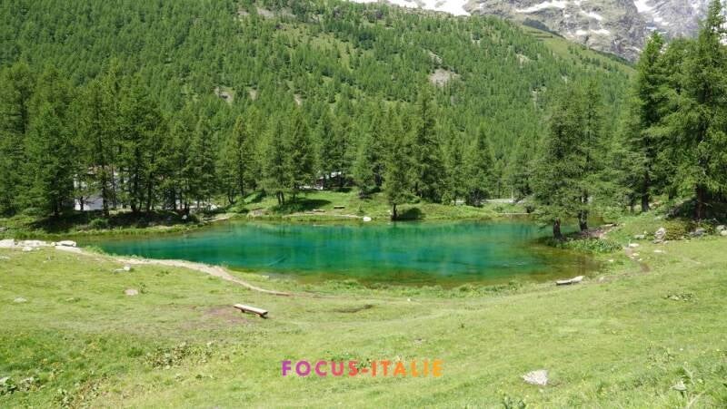 Lago blu, lac bleu, près de Breuil-Cervinia, Vallée d'Aoste