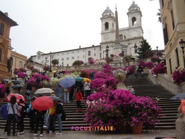 Scalinata sous la pluie, Rome, piazza di Spagna