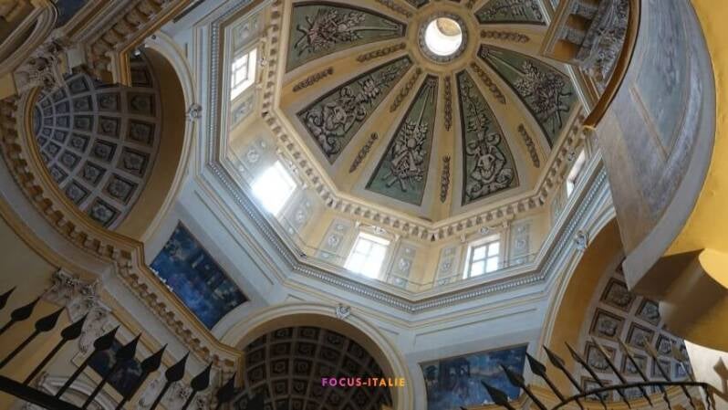 Plafond de l'église Chiesa di Santa Maria del Monte Dei Cappuccini, Turin