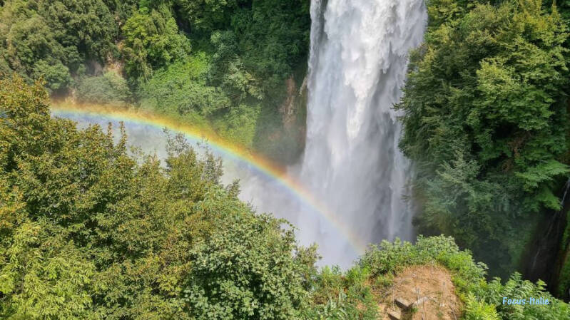 Arc en ciel aux chutes de Marmore en Ombrie