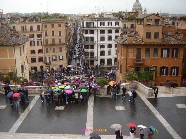 Vue de la scalinata depuis le sommet des escaliers, piazza di spagna, Rome